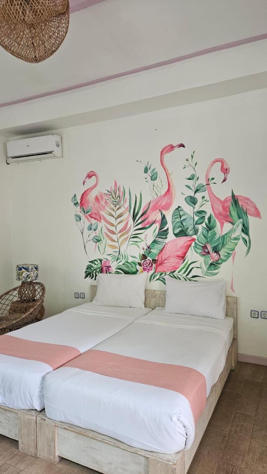 吉利特拉旺安 Flamingo酒店 外观 照片